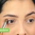Att göra kattögon med eyeliner